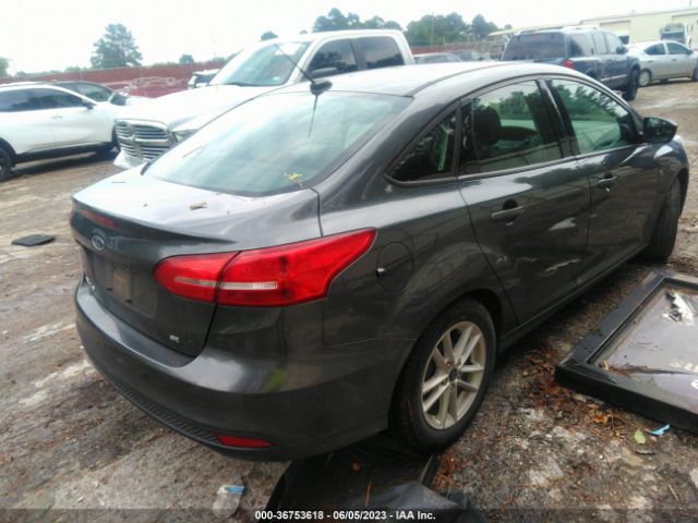 1FADP3F2XJL268941 Ford FOCUS SE