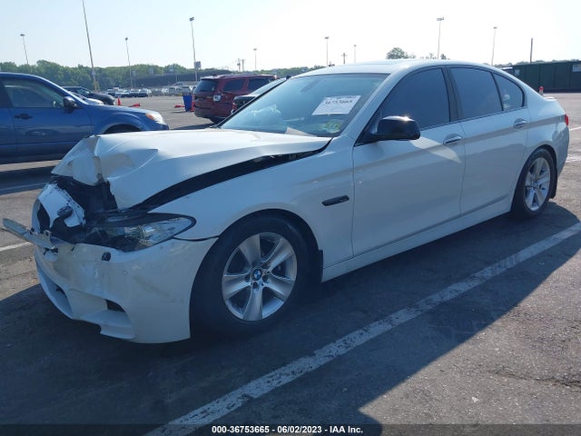 2012 BMW 5 SERIES 528I XDRIVE VIN: WBAXH5C58CDW06393