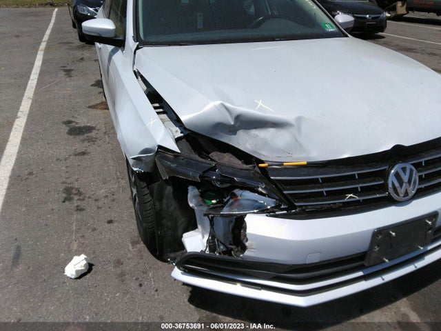 3VWDB7AJ6JM255565 Volkswagen Jetta 1.4t