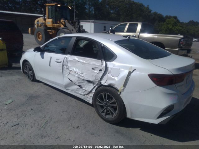 3KPF24AD1PE619463 KIA Forte Lxs