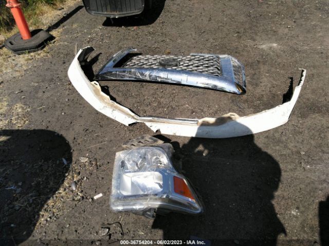 1N6AA1EJ0HN543725 Nissan TITAN SV
