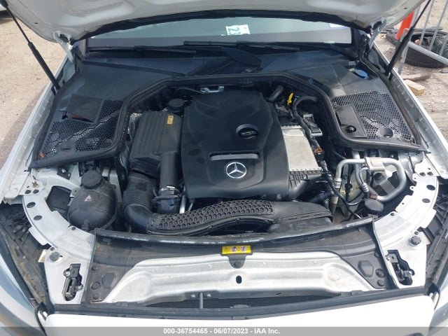 55SWF4JB8GU174019 Mercedes-Benz C-class C 300