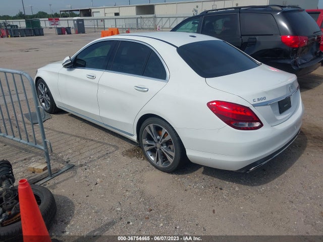 55SWF4JB8GU174019 Mercedes-Benz C-class C 300