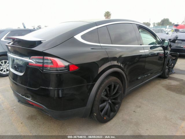 5YJXCBE29JF141843 Tesla Model X 75d/100d/p100d