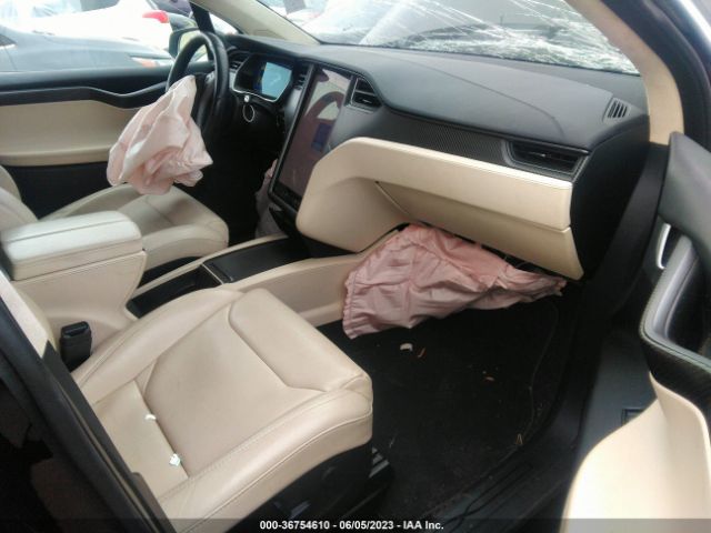 5YJXCBE29JF141843 Tesla Model X 75d/100d/p100d