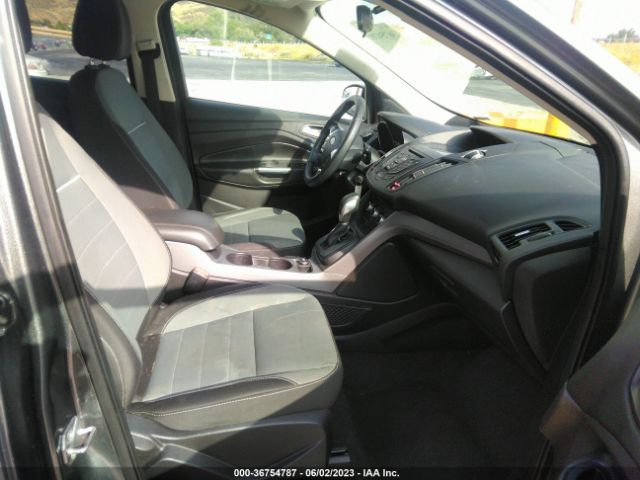 1FMCU0GX2EUD79163 Ford ESCAPE SE