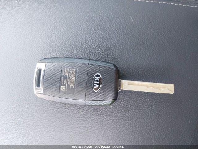 5XYPG4A35KG611097 KIA SORENTO L