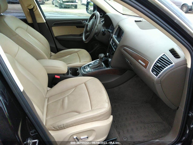 WA1D7AFP4HA039617 Audi Q5 Premium Plus