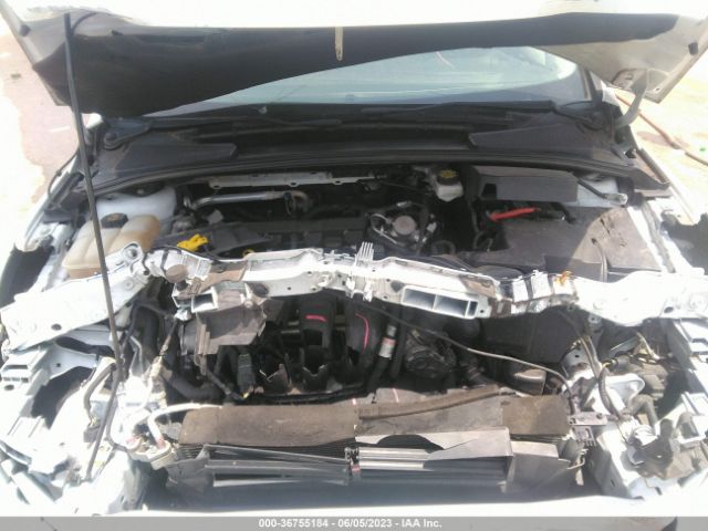 1FADP3F22JL324578 Ford FOCUS SE