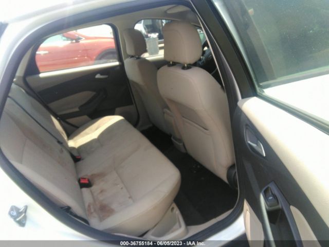 1FADP3F22JL324578 Ford FOCUS SE