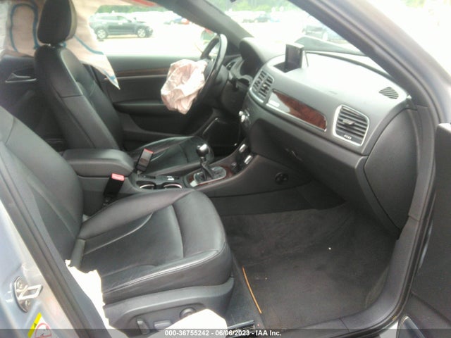 WA1GFCFS9FR010709 Audi Q3 2.0t Prestige