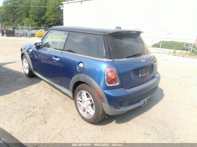 2008 MINI COOPER S WMWMF73518TV35362 Photo 2