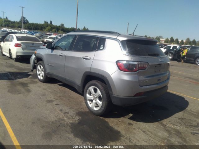 3C4NJDBB9MT588384 Jeep Compass Latitude