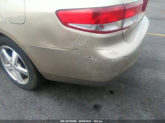 2004 HONDA ACCORD SDN EX VIN: 1HGCM56774A118891