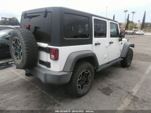 1C4BJWDG1GL110595 Jeep Wrangler Unlimited Sport