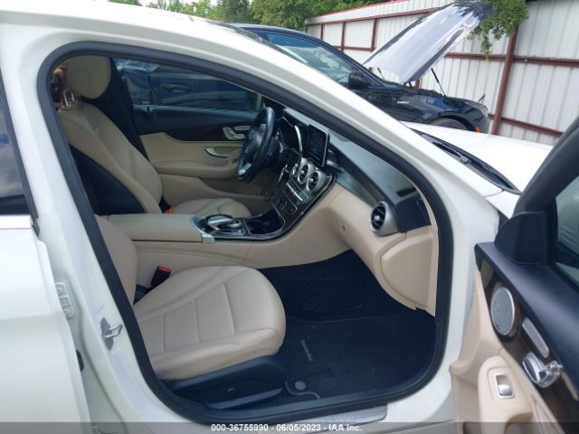 55SWF4JB2GU142165 Mercedes-Benz C-class C 300