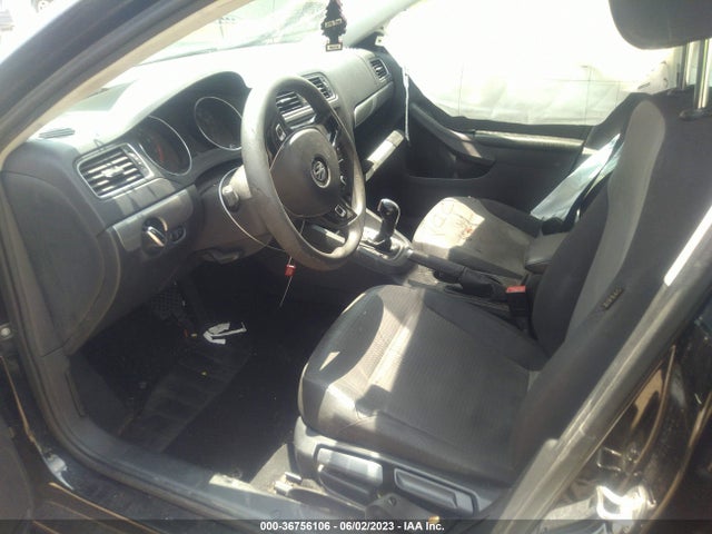 3VW2B7AJ8HM370265 Volkswagen Jetta 1.4t S