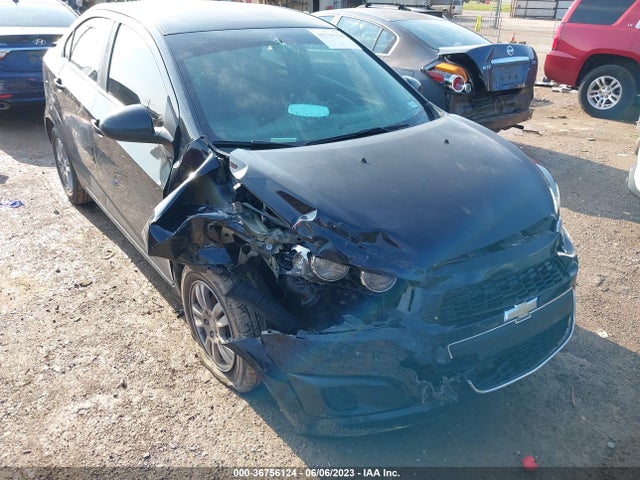 Chevrolet SONIC LT 2015 1G1JC5SHXF4147688 Image 7