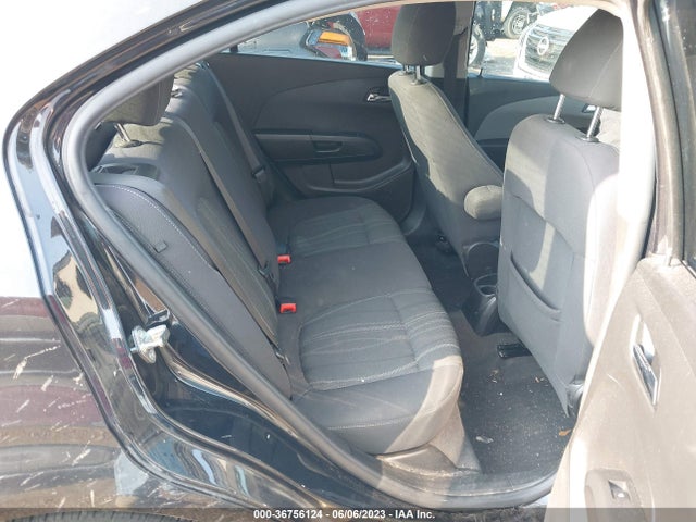 Chevrolet SONIC LT 2015 1G1JC5SHXF4147688 Image 9