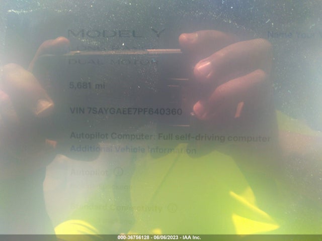 Tesla Model Y Long Range 2023 7SAYGAEE7PF640360 Image 9