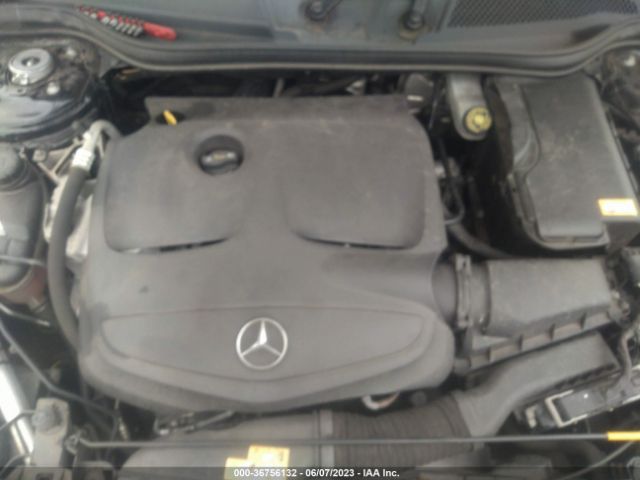 WDDSJ4EB6GN353854 Mercedes-Benz CLA