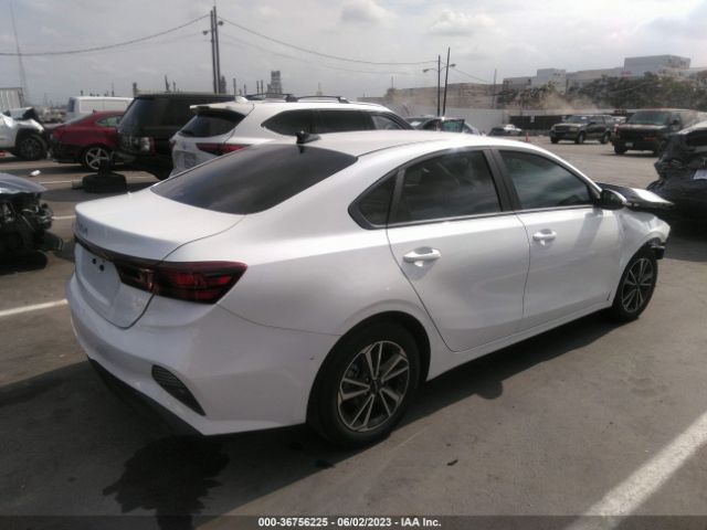 3KPF24AD5PE509208 KIA Forte Lxs