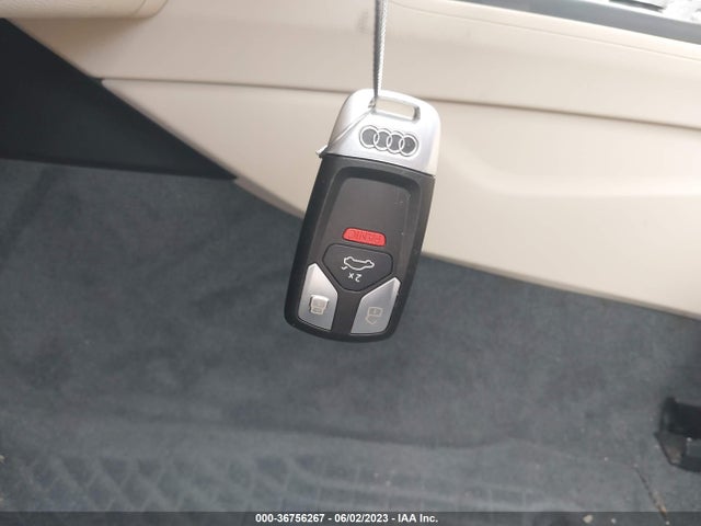WAUGMAF49KN011682 Audi A4 Premium/titanium Premium