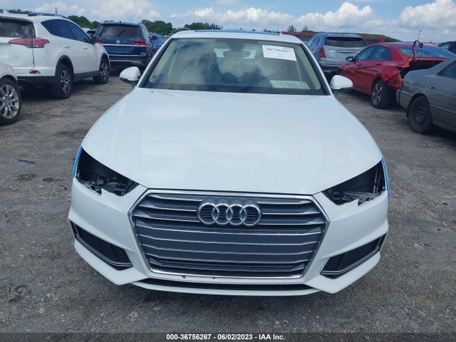 WAUGMAF49KN011682 Audi A4 Premium/titanium Premium
