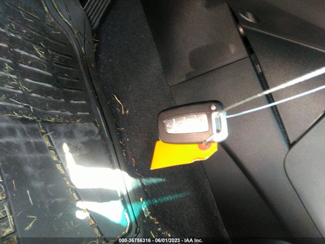 2011 HYUNDAI SONATA SE VIN: 5NPEC4AB2BH219858