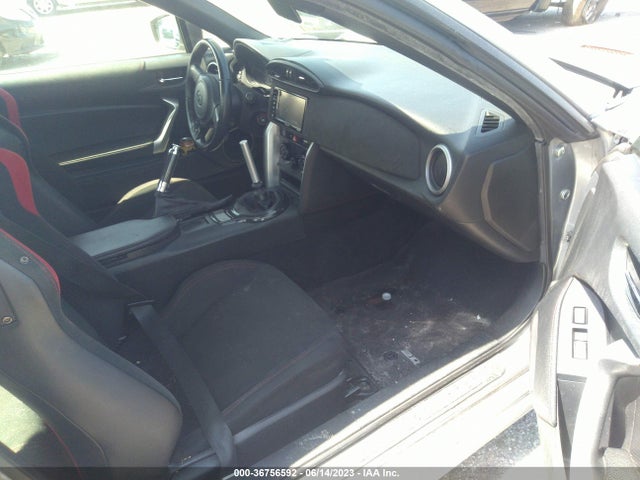 2016 Toyota GR 86, VIN: JF1ZNAA15G9707385