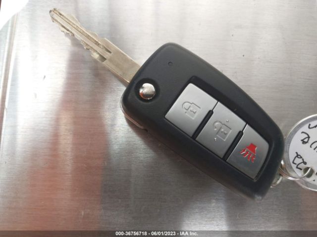 JN1BJ1AV7NW582093 Nissan Rogue Sport S