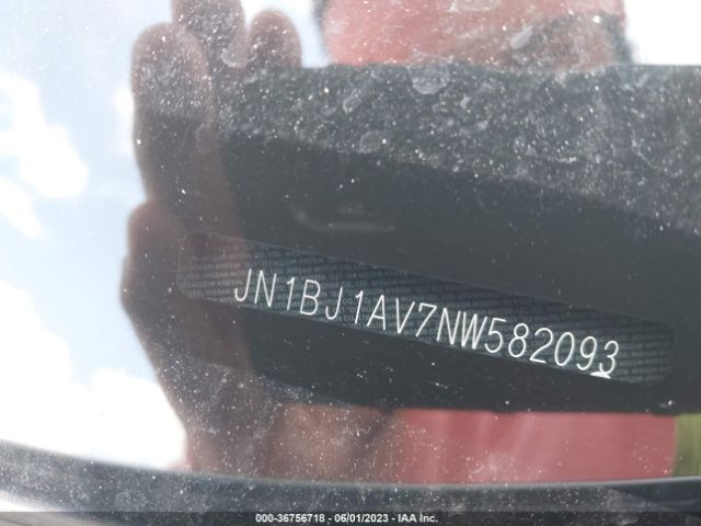 JN1BJ1AV7NW582093 Nissan Rogue Sport S
