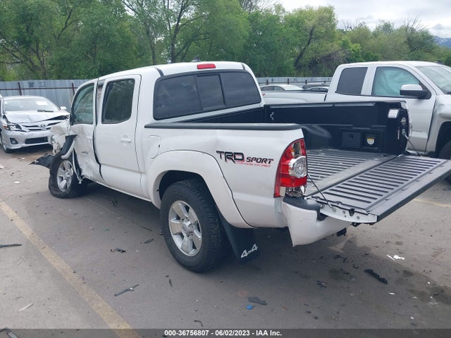 Toyota TACOMA 2015 3TMLU4EN3FM197393 Image 4