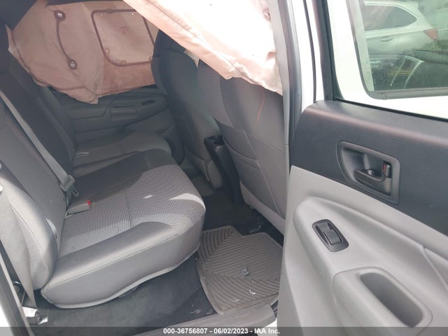 Toyota TACOMA 2015 3TMLU4EN3FM197393 Image 9