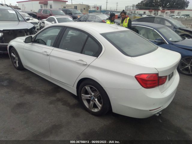 WBA3C1C56FK119019 BMW 3 Series 328i