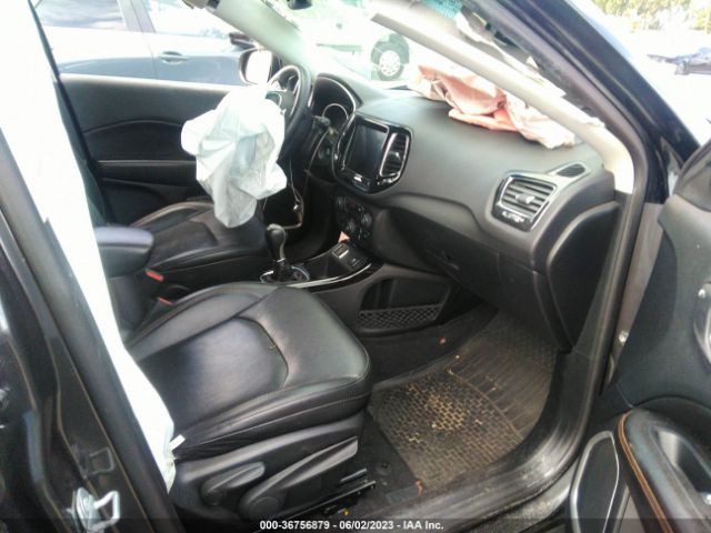 3C4NJCCB3KT637911 Jeep Compass Limited
