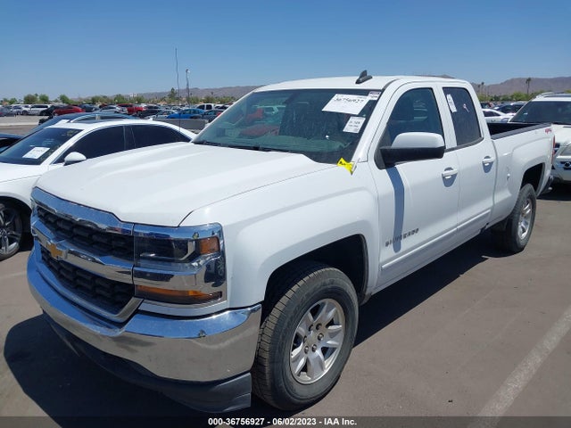 Chevrolet Silverado 1500 Lt 2018 1GCVKREC6JZ362449 Image 2