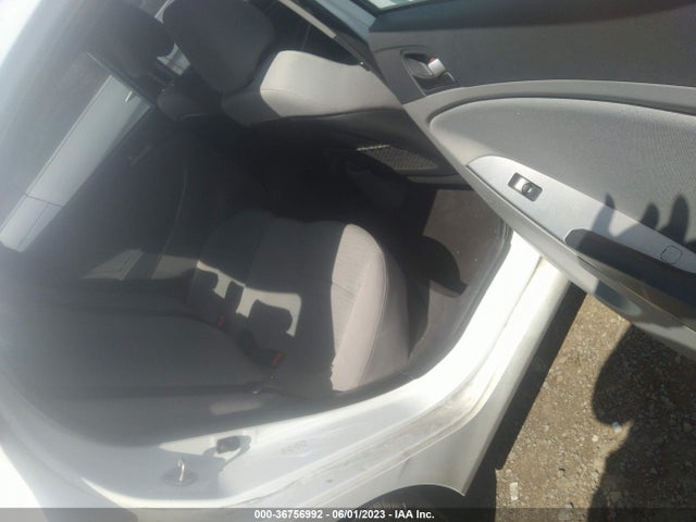 Hyundai ACCENT GLS 2015 KMHCT4AE4FU818088 Image 8