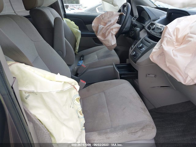2015 HONDA ODYSSEY LX VIN: 5FNRL5H21FB029048