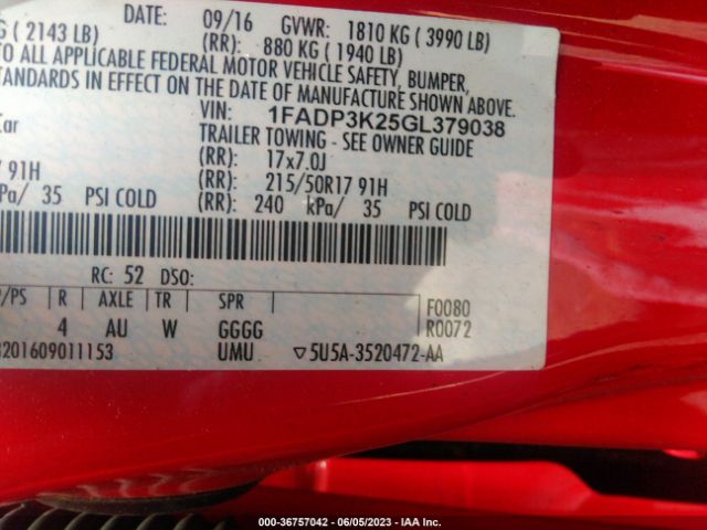1FADP3K25GL379038 Ford FOCUS SE