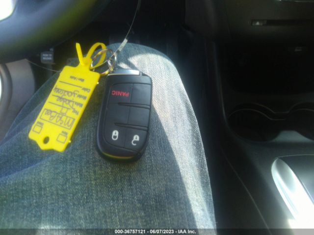 3C4PDCGG5HT562496 Dodge Journey Crossroad