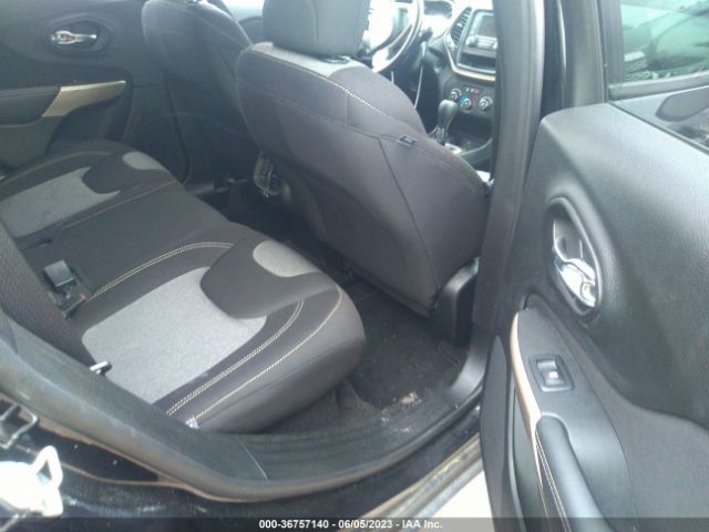 1C4PJMCB0JD502761 Jeep Cherokee Latitude