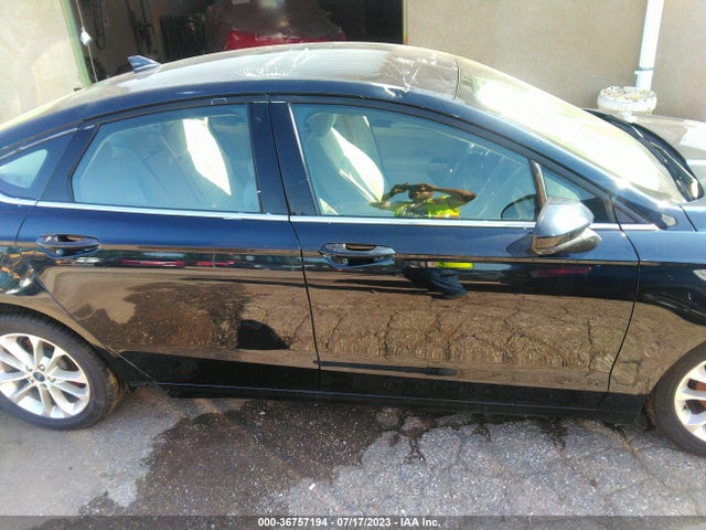 2020 FORD FUSION SE VIN: 3FA6P0HD8LR225239