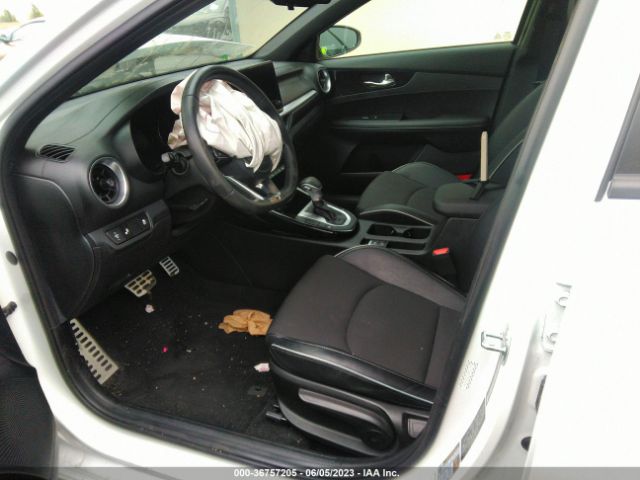 3KPF54AD9NE484348 KIA Forte Gt-line