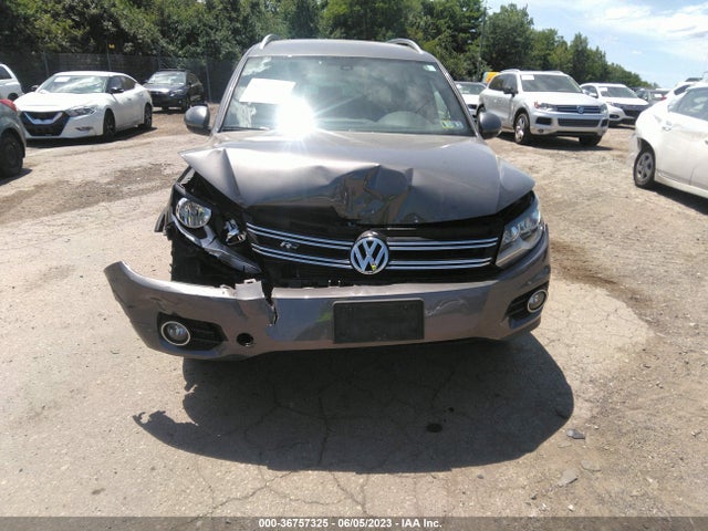 WVGAV7AX6GW613298 Volkswagen Tiguan R-line