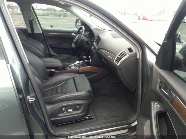 WA1CMAFP3EA010996 Audi Q5 Premium Plus