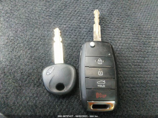 3KPFL4A75HE111506 KIA FORTE LX