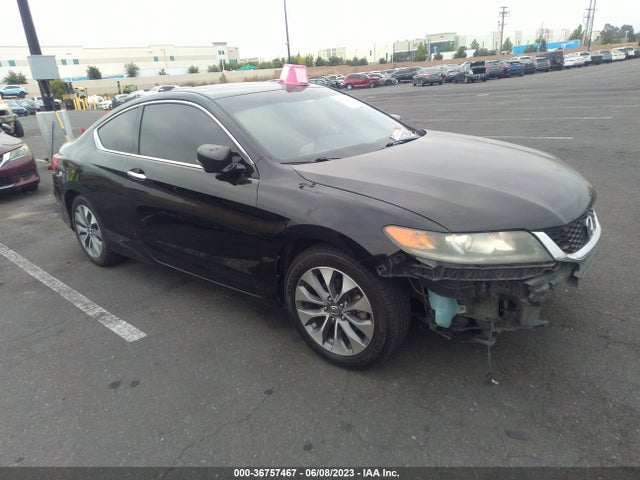 2015 1HGCT1B75FA010967 main image