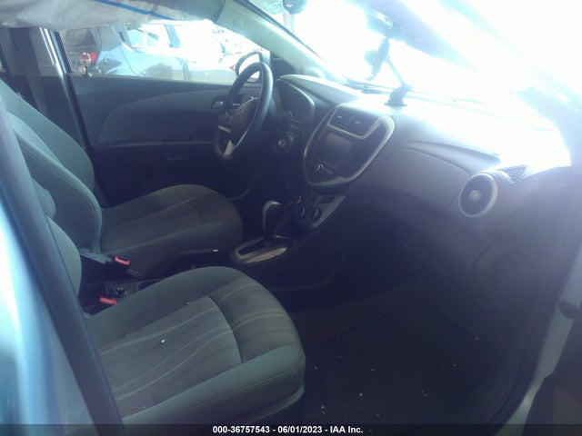 Chevrolet SONIC LT 2017 1G1JD5SH2H4106679 Image 6
