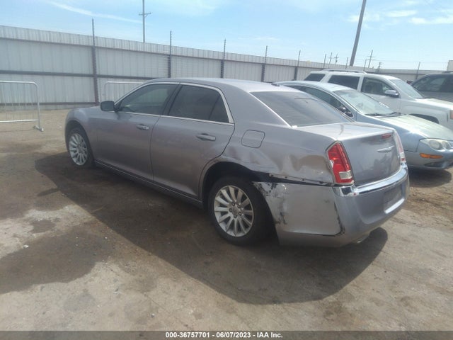 2C3CCAAGXEH327440 Chrysler 300